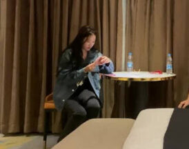 Big breasts girl with ripples and bee waist and legs enjoying bliss – Lao Niu Tanhua madou sex