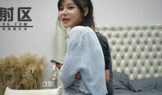 Iceberg beauty hot hole gushing cute black silk beautiful food – old driver Tanhua madou sex