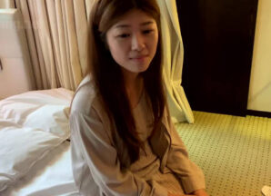 Pure and plain wife husband has been working abroad for many years and has not had sex for a long time-Nanju madou sex
