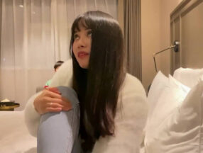 Sweet smile makes people love big breasts and tender girl water flow into the river – Xiaowen Tanhua madou sex