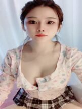 Young model Xiaoyou: Is this a Peach Feast? This pussy is so pure_it looks like there is nothing messy and the tits are big_0 madou sex
