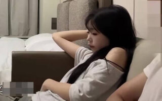 About 2006 tall girl with smooth hairless bottom-7BOSS madou sex