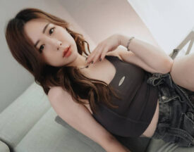 Woman’s Guide AN9-071 After riding, she changed into a person. The white-skinned woman’s driver’s license was suspended. Unsatisfied, she transformed into a woman on top. madou sex