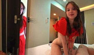 A Young Chick With A Smooth Pussy Impales Herself On A Dick