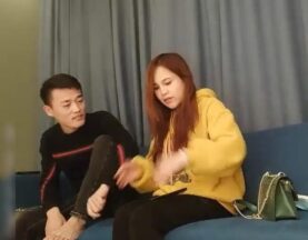 Ximen Tanhua (12-24) arranged to have sex with a part-time housewife, but was eventually discovered to be secretly filming her. madou sex