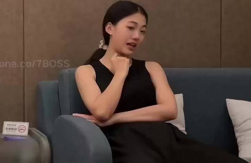 7BOSS (a popular online platform) was having sex with a tall