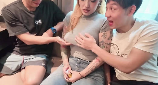 Daxiang Media DY-07: Two Roles in a Parallel Universe - Squid