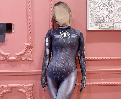The Spider-Man neighbor who was having sex with a beautiful woman outside the movie theater was discovered by a pretty young lady.