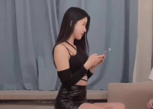 I booked a ride with a beautiful business school girl who’s really good at gripping – 7BOSS madou sex