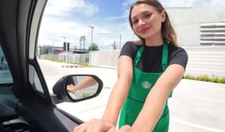 Persuaded a Russian cutie to have sex right in the car