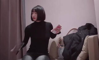 I met up with a curvy, short-haired, mature woman today – Lao Deng. madou sex