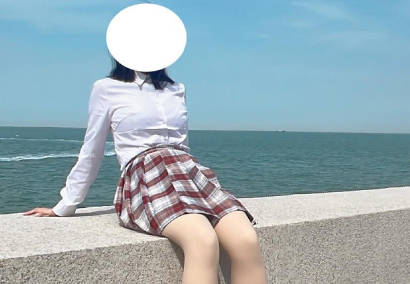 My younger sister and I had a wonderful holiday.